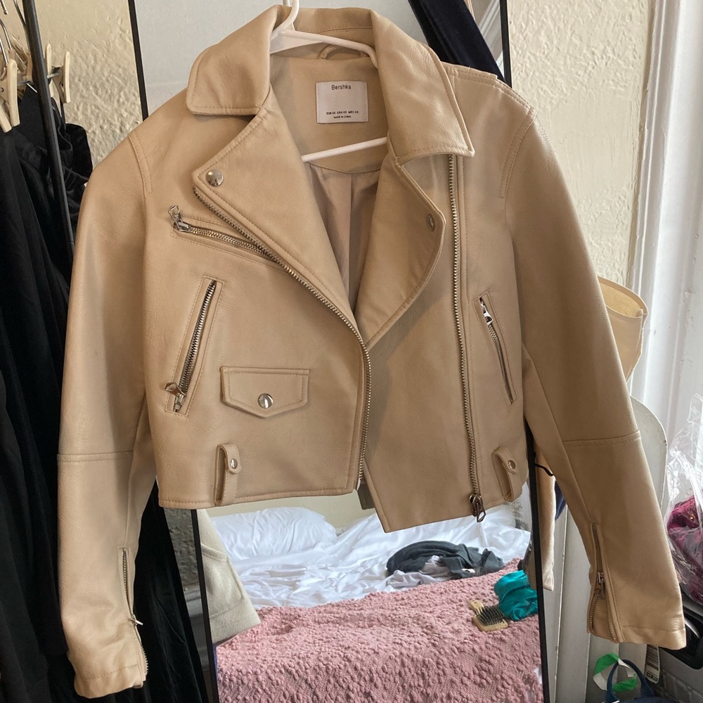 Cream leather jacket size XS